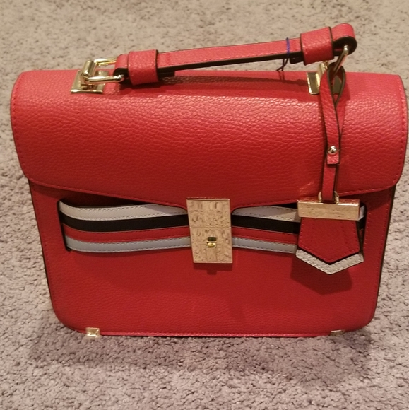 Bag - Picture 2 of 3